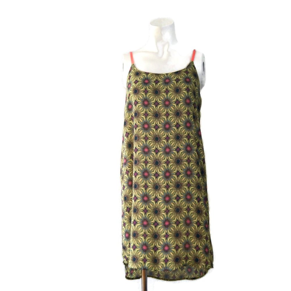Hot & Delicious Summer Dress Women’s Medium